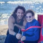 Mario Cimarro Instagram - ..once upon a time in a photo session I say “ on this angle we’re gonna push the waist inside “ … but she says “ I can’t do that for our baby “ .. and I smile with the biggest smile / un tiempo atrás en sesión the fotos le digo “mi amor en este ángulo metemos la cintura” .. y ella me dice “no puedo hacerlo por nuestro bebe” .. y yo sonrío con la sonrisa más grande del mundo . Thank you my love for this gift 🎁 this treasure of love 👼 Happy 1st Mother’s Day ! Felicidades mamá ! Felicidades mamás !