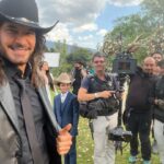 Mario Cimarro Instagram - Hasta pronto Colombia, me llevo un gran recuerdo de gente maravillosa, talentosa y comprometida, delante y detrás de cámaras ! Última toma , It’s a Wrap !! Villa De Leiva, Boyaca, Colombia