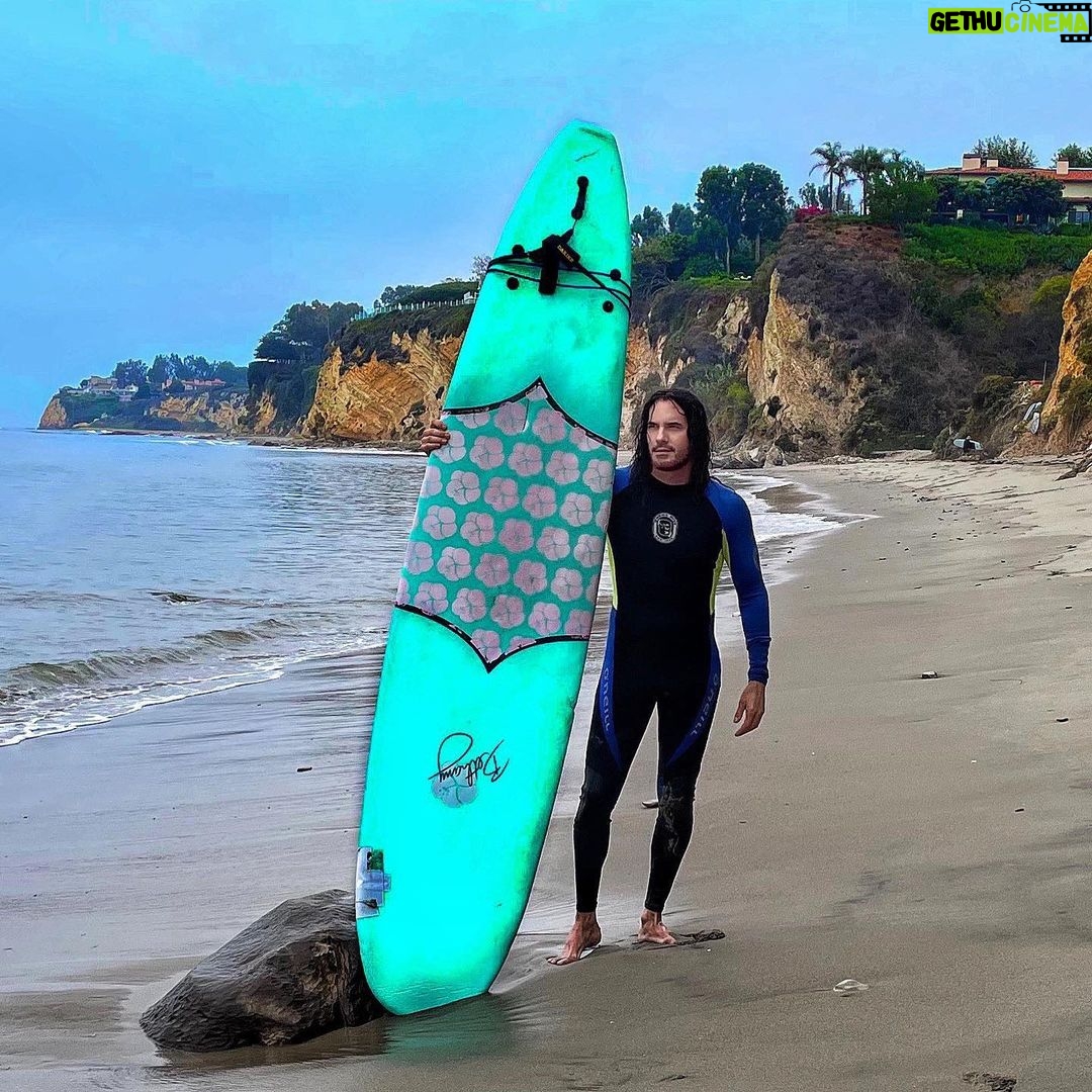 Mario Cimarro Instagram - So mine is this sublime of yours, that I might even say that it never belonged entirely to you. Malibu, California