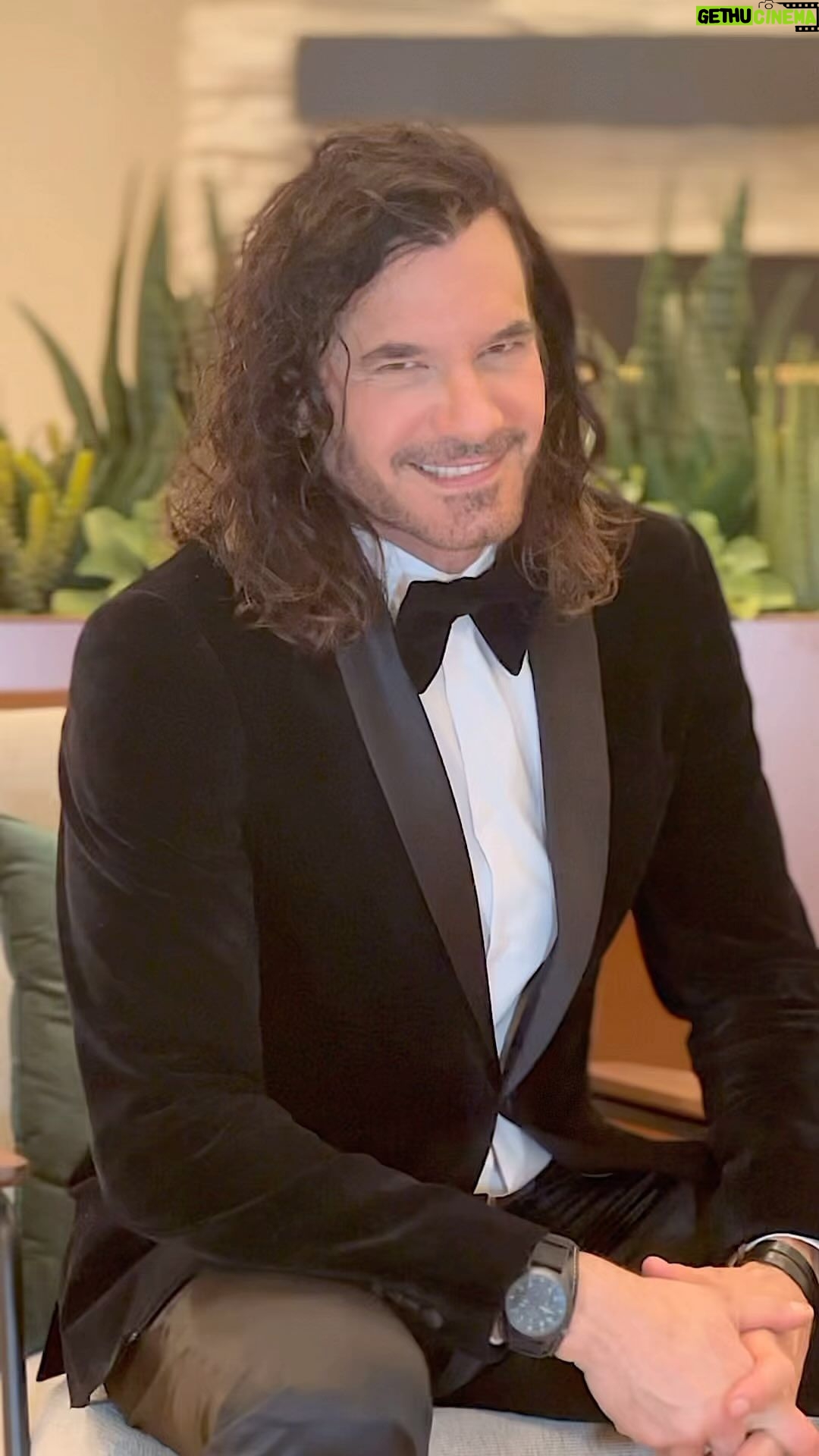 Mario Cimarro Instagram - Felicidades Mamás!