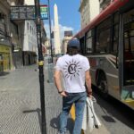Mario Cimarro Instagram - Que bien sienta caminar temprano en estas campeonas calles .Que bien sienta admirar ese obelisco campeón , que satisfacción este Buenos Aires . Campeona capital del albiceleste campeón mundial ⚽️🏆🥇 Buenos Aires, Cap. Fed. - Argentina