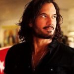 Mario Cimarro Instagram - Un mes de la herencia hispana celebrando nuestras historias ,culturas y contribuciónes, nuestra herencia ,hasta Oct 14. Si eres hispano siéntete orgulloso este mes y todos . Cuba y España desde este rincón , cual es el tuyo ?