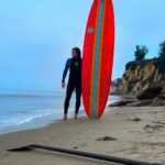 Mario Cimarro Instagram – Me gusta el viento 
por ser la sustancia 
de una flor
que se enamoro
de la voz
de un poeta. Malibu, California