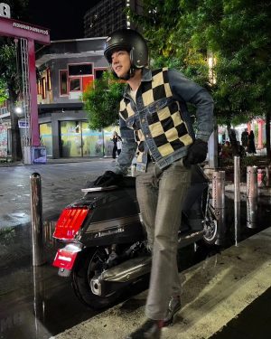 Mario Maurer Instagram - Everyday with my lam #lambretta