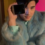 Mario Maurer Instagram - ยินดีต้อนพับ ขอเชิญพับกบ เอ้ย พบกับ ได้เวลาพับแล้ว #GalaxyZFlip5 #joinTheFlipSide #TeamGalaxy #ยินดีต้อนพับ