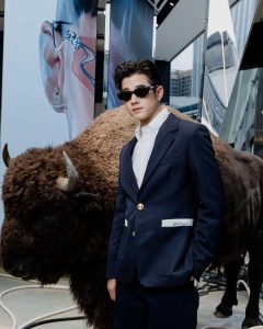 Mario Maurer Instagram - Grand opening of the 1st store in Thailand @gentlemonster #GentlemonsterTH #Gentlemonster