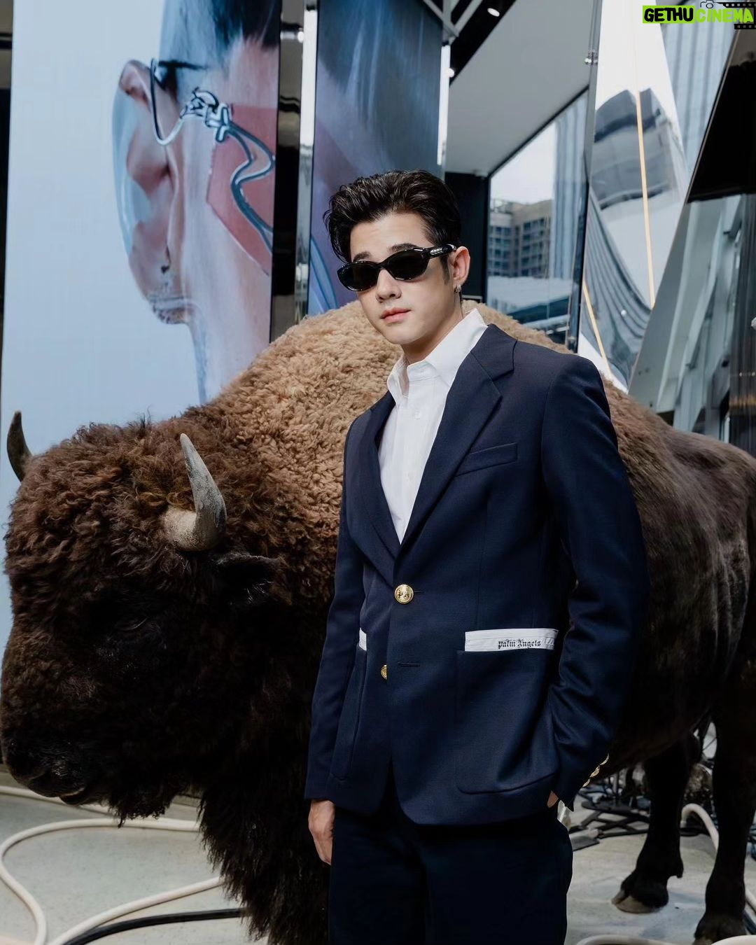 Mario Maurer - 140.6K Likes - Grand opening of the 1st store in Thailand
@gentlemonster
#GentlemonsterTH
#Gentlemonster