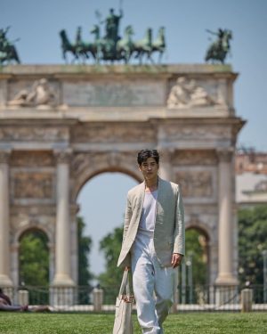 Mario Maurer Instagram - Our road to tomorrow..
 #ZEGNA #ZEGNASS24 #ZEGNAXMARIO