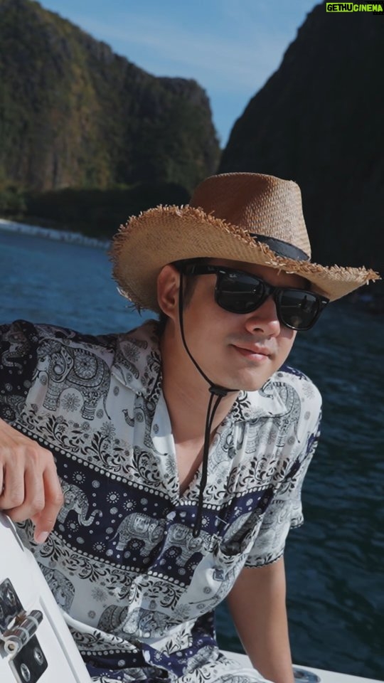 Mario Maurer Instagram - อยากล่องเรือเหมาลำ เที่ยวทะเลภูเก็ต - เกาะพีพีแบบโอ้ ตอนนี้ @sevenmarinephuket ลดหนัก! จัดเต็ม! กับโปรโมชั่นยิ่งใหญ่แห่งปีในงาน #ไทยเที่ยวไทยครั้งที่69 จองโปรโมชั่นได้ที่ 👉🏻 Facebook Page : Seven Marine Phuket SUMMER SALE 💥ลดสูงสุดกว่า 25,000 บาท 💥แพลนทริปและเดินทางได้ถึงปีหน้า 30 เม.ย. 68 💥ฟรี! ของแถมสุดพรีเมี่ยม มูลค่ากว่า 2,500 บาท 💥เส้นทางหลากหลายภูเก็ต พังงา กระบี่ มาเจอกันที่งานไทยเที่ยวไทย 📍วันที่ 29 ก.พ.- 3 มี.ค. 67 📍BOOTH i06 & i53 ศูนย์สิริกิติ์ ฮอลล์ 5-6 📍จองออนไลน์ วันนี้ - 5 มี.ค. 67 สอบถามรายละเอียดเพิ่มเติม FACEBOOK : sevenmarinephuket LINE OFFICIAL: @sevenmarinephuket CALL / Whatsapp: +66 91-897-8777 #ไทยเที่ยวไทยครั้งที่69 #ไทยเที่ยวไทย #sevenmarinephuket #lobsteryachtphuket