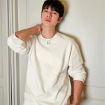 Mario Maurer Instagram - Here's to a Valentine's Day filled with love, laughter, and a little blue box 🩵 @tiffanyandco #ATiffanyValentinesDay #TiffanyPartner