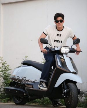 Mario Maurer Instagram - Rare and  limited  its a must have 

#Lambretta77thAnniversary
#Lambretta
#แลมไปด้วยกัน