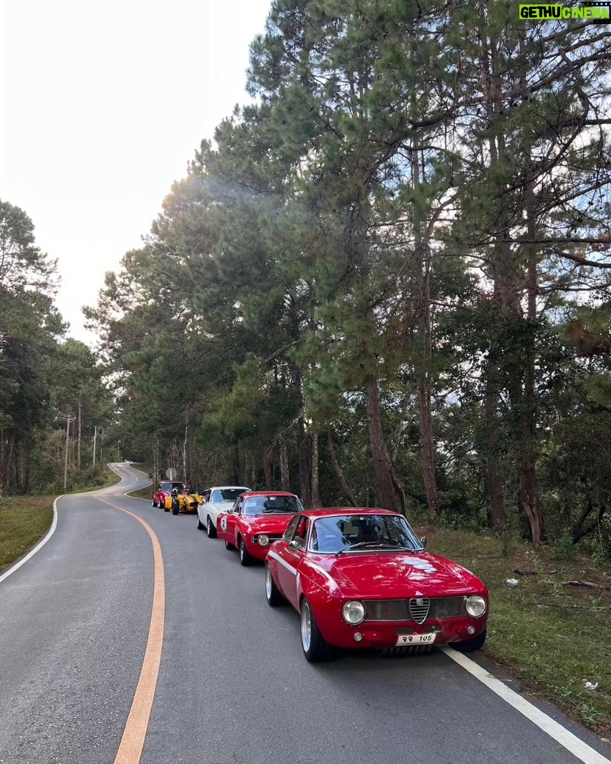 Mario Maurer Instagram - Classic trip with Mr @puri_hiranprueck @vintage_crew @mgalemansth @yod_tong