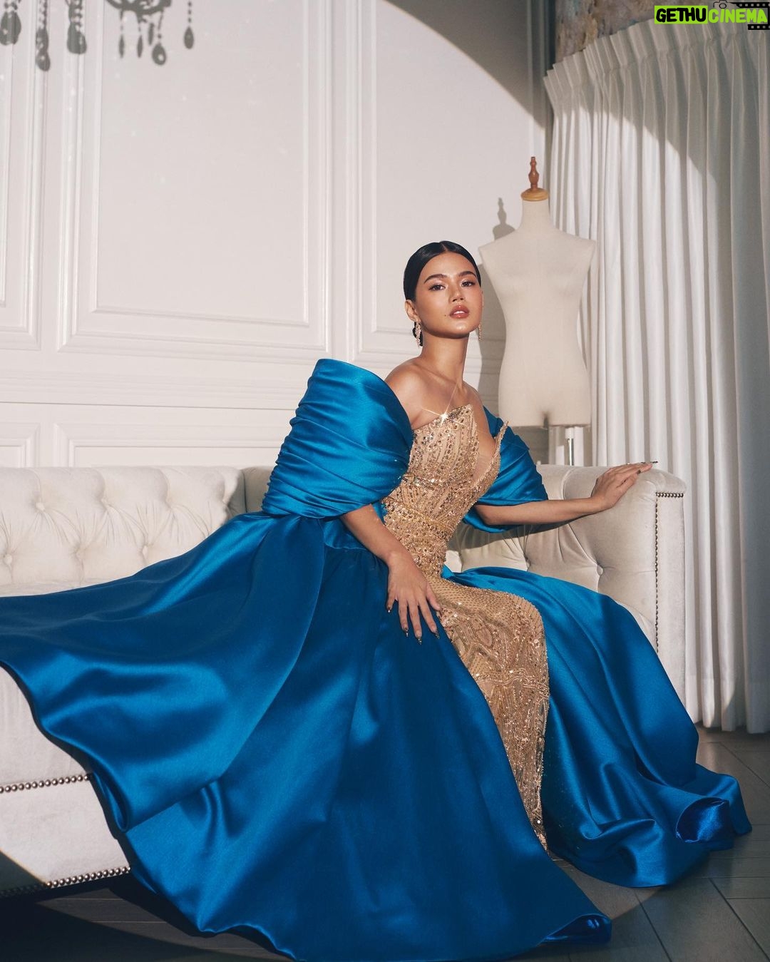 Maris Racal Instagram - really felt like a princess last night ✨ all because of my amazing glam team. it was also the calmest preparation for the ball ever. to my designer @marcrancy i love wearing YOU and you are such a joy to work with. to my stylist @adrianneconcept despite the “love i changed my mind” and the “love parang i like this” you are so game parin. very on brand of you 😂 i LOVE LOVE LOVE dressing up with you. And also thank you @miss.vince_ for being there every step of the way 🤍 to my makeup artist and hairstylist @makeupbyjaysalcedo , @dalemallari_ naramdaman ko talagang focus kayo dahil di kayo chikang chika habang nag mmakeup. hahaha I LOVE YOU to my photographer, @gp10 This photoshoot was so fun! I love how you just let me be! Ugh I love you! And thank you @extraordinail and ate tonet for my nails, @manny.halasan for my gorgeous hair piece and @ibaydrake for my earrings! I love this night. 😭