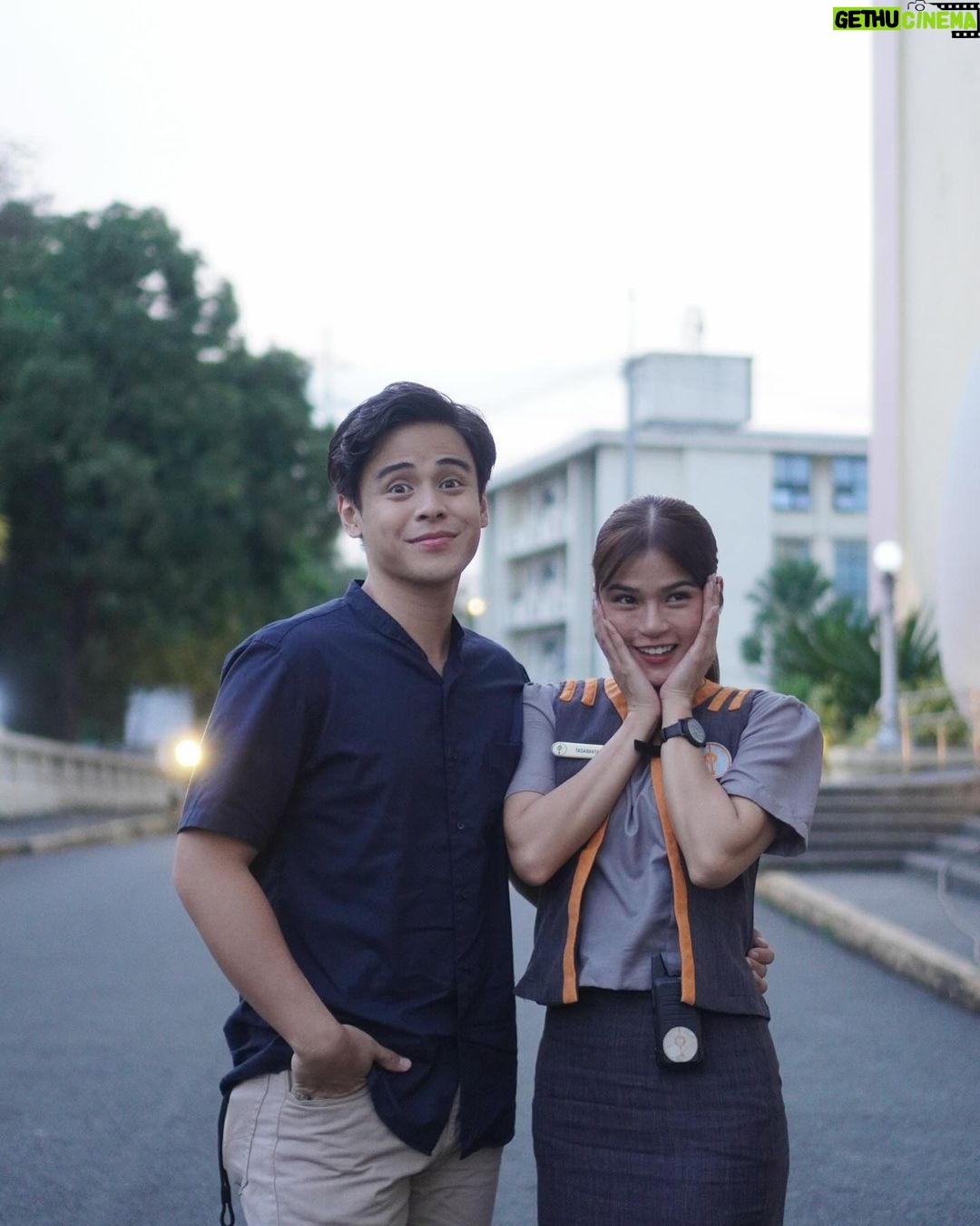 Maris Racal Instagram - Meet Sarah and Andrew ✨ Simula Sa Gitna now streaming on Prime Video! Directed by @tonetjadaone (direk thank you dito! mahal kita walang halong bola 🥺) Thank you @project8projects @animastudiosph and @primevideoph for this big big opportunity 🤍