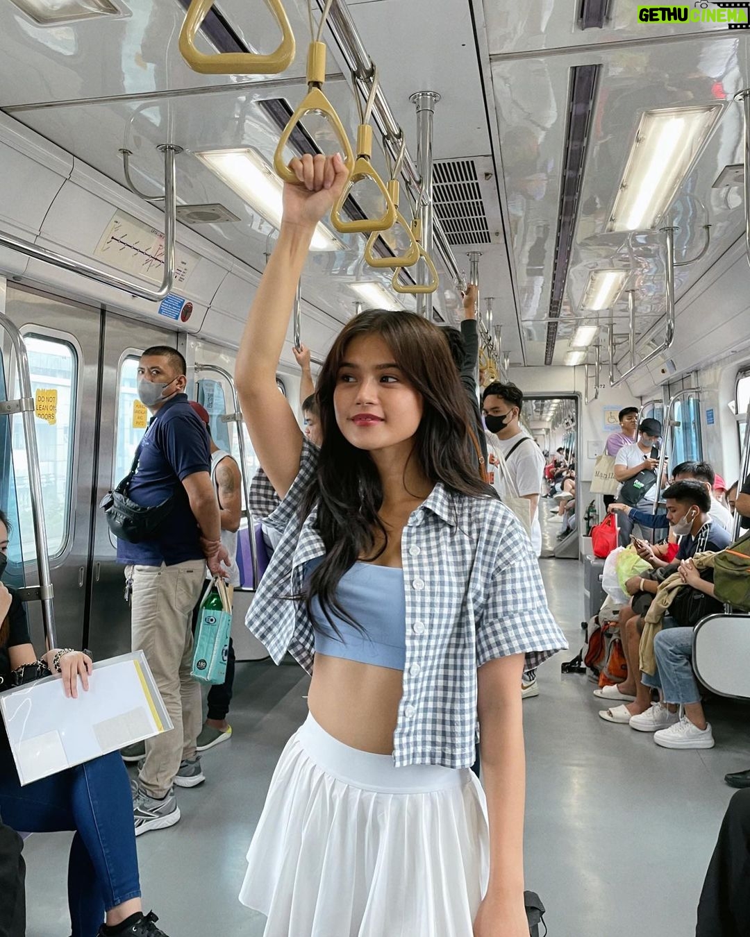 Maris Racal Instagram - i looove lrt 2. itβs so ππππ
