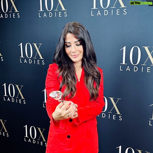 Marisol Nichols Instagram - Beyond proud of being awarded Woman of the Year from @elenacardone and 10X Ladies. I believe when enough people fight back and rise up and say no more we will finally see an end to trafficking. But that will never happen unless enough people know about what’s happening to our women and to our children. Together we can make a difference and together we will see an end to this in our time. Thank you for this opportunity to reach so many incredibly fierce women. It was an honor. And pls give us a follow @slaveryfreeworld as we launch into our 2nd season of our awareness campaign on the Marisol Nichols Podcast.