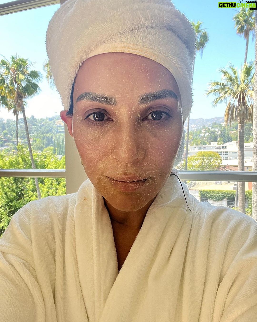 Marisol Nichols Instagram - My go to face care after planes and airports #exfoliation #takecareofyourskin❤️
