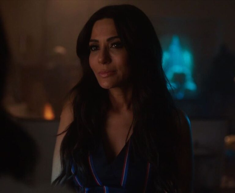 Marisol Nichols Instagram - Hermione Lodge One of my favorite and most complicated characters I’ve ever played In honor of Riverdale’s final days I’ll be posting on set and BTS pics ♥️ #riverdale