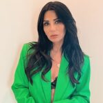 Marisol Nichols Instagram – Is kelly green just color the best color or what? 💚🔥 #SundayStyle