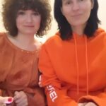 Mariya Efrosinina Instagram - Сьогодні розпочинаються 16 днів протидії насильству! Офіційно цей день має назву «Міжнародний день боротьби за ліквідацію насильства над жінками»! Насильства над жінками.. Вдумайтеся! В світі адекватності та миру такого явища взагалі не мало б бути.. Але такий світ дедалі здається чимось примарним.. До великого вторгнення ми з партнерами та однодумцями досягли хороших результатів у висвітленні цієї теми, привернули до неї увагу держави та діючих органів, побудували десятки притулків та шелтерів для жінок та дітей.. Але за ці 640 днів, маю із жалем визнати, все повернулося в більшій мірі - плюс додалися страшні нові цифри - воєнні злочини над жінками з фактом сексуального насильства. Над жінками, чоловіками. дітьми та людьми похилого віку. Люди, які пройшли це пекло, зазвичай не звертаються а ні в органи, а ні по психологічну допомогу! Тому сьогодні ми з @ksanan вкотре нагадуємо вам, що @masha.foundation створений, щоб реабілітувати психологічно жінок, які зазнали різних травм війни, в тому числі, насильство. В нашому центрі «Незламна» для них надаються БЕЗКОШТОВНІ послуги кращих психологів. Але для нас та нашої команди вкрай важливим є також ментальний стан майбутнього України - дівчат підлітків. На їхніх плечах сьогодні занадто багато - різке дорослішання, відсутність належної уваги від батьків, небезпечне середовище… Тому ми дуже багато поклали сил на розвиток важливого напрямку у Фонді під назвою «Смілива». @smilyva_masha_fund - це курси та тренінги по самозахисту, плюс надання психологічної допомоги для дівчат-підлітків. І, на радість всієї нашої команди, ці тренінги користуються у молодого покоління величезним попитом! Якщо ви знаєте, кому з ваших знайомих жінок та дівчат може бути корисна ця інформація, відправляйте їм це звернення! У насильства є один ворог - мовчання! Давайте боротися і з ним! Kyiv, Ukraine