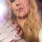 Mariya Efrosinina Instagram - Отже лідери хіт-параду коментарів із діректу: - Квіткова @kvittkova . - Матір Драконів. - Оля Полякова @polyakovamusic . - Помолодшала на 10 років. І, що печально, оксана марченко…Безперечно, залишаюсь брюнеткою!!