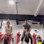 Marjorie de Sousa Instagram - Así parte de nuestras rutinas de esta semana con mi @dannywellness @eltonawellness #celebrityworkout #WSM #wellnessstrengthmethod☠️. #bulgarian