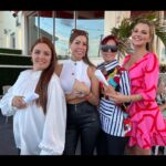 Marjorie de Sousa Instagram - Chicas y mi título..? @karina_caroka @marialedlima @isabel_dlima ACLARO EL TITULO MÍO LO TENÍA MI MAMÁ 😁 las amo y valoro su amistad 🥰🥰🥰por muchos años más 😍así de guapas 😍😍😍😍😍😍😍