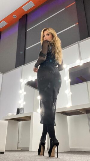 Marjorie de Sousa Instagram - @milifetime @yahayrafilms @vip2000tv @alepalomera1  @mediaconceptspr @palomeragroup @enricobompani  @palafoxmexico @vanessaarellanomakeup #olé