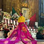 Marjorie de Sousa Instagram - Mamita hermosa de Guadalupe 🙌🏻🙌🏻🙌🏻 Gracias, gracias, gracias. Dios y nuestra madre bendicen los hogares de cada uno de ustedes. #teamomadremia #portiyparati #teamamos 🥰 gracias @telemundo @omarfernandez31 @ssmester @ronalddaym @alepalomera1 @mediaconceptspr @elcamerinosaloon @mitzyofficial_ @delarosamakeup por este hermoso encuentro con nuestra madre. #diadelaguadalupe #teamo gracias mi hermoso hijo por siempre acompañarme ❤️ #Mati #juanDiego y a ti mami por estar junto a mi nuevamente #gloria #teamo 📸 @omarfernandez31