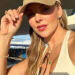 Marjorie de Sousa Instagram - Simplemente se tu 💜 #mujer #reconocete