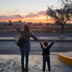 Marjorie de Sousa Instagram - Hace un año nos regalaron un nuevo amanecer hijo hermoso!!! Hace un año conocí gente maravillosa, gente que siempre le desearé que brillen cada día más 🥰🙏🏻🙏🏻🙏🏻🙌🏻🙌🏻🙌🏻 #Gracias #Gracias #Gracias 🙏🏻