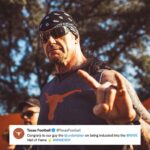 Mark Calaway Instagram - Congrats to our guy the @undertaker on being inducted into the @wwe Hall of Fame 🤘