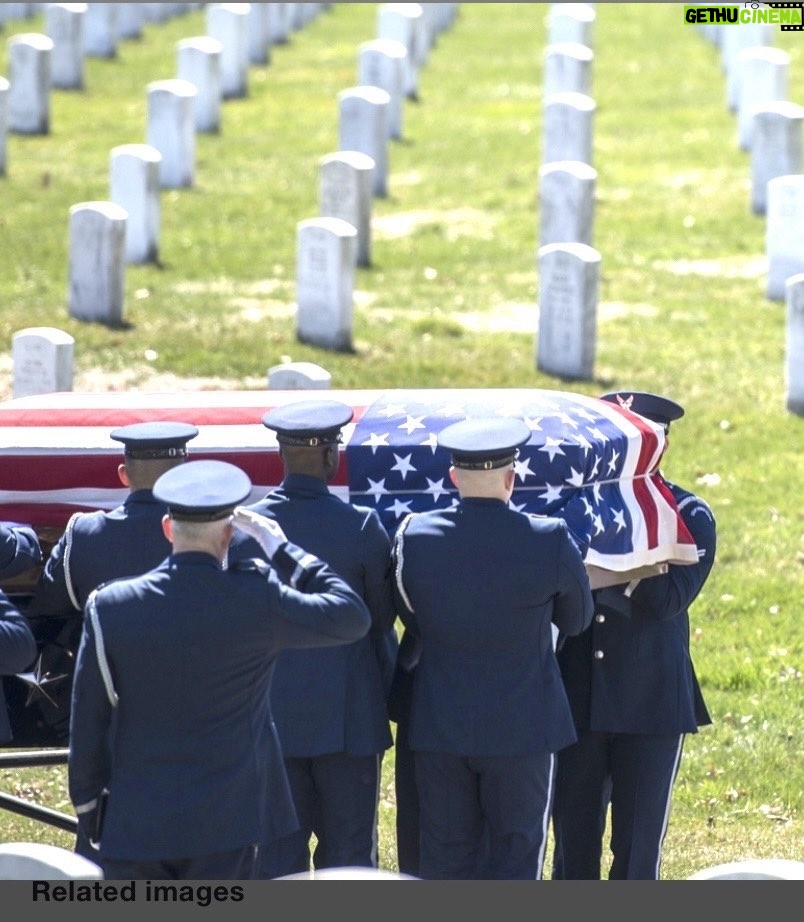 Mark Calaway Instagram - Never forget the price that was paid for the freedoms we enjoy! Remember the fallen and their families today and everyday....#memoriallday #army #navy #marines #airforce #Coastgaurd #goldstar #usa #nineline #heros #godblessourtroops