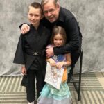Mark Hamill Instagram - The CON goes on & on & on.... 'til it's GONE. This is my crowd folks: The young... & the mentally young. Thank you ALL for an unforgettable experience! #FANEXPOSF_Day3