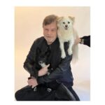 Mark Hamill Instagram - As far as I'm concerned, EVERY day is #NationalDogDay I'm pretty sure @ChelseaHamill & #HamillFurballs (@millsthemagnificent, @marvellousmsmabel & @fulloftrixs) all agree.