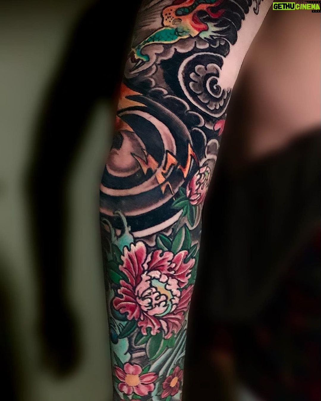 Mark Sheppard Instagram - So… these are @kirkalley1111adtattoo pics of my @kevin_f_quinn sleeve…