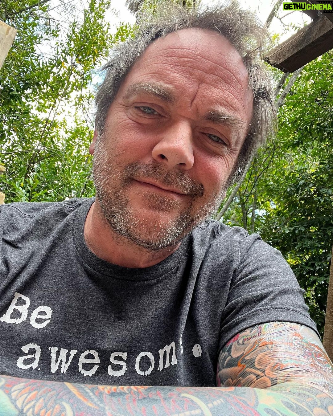 Mark Sheppard Instagram - Who’s coming to see us @alamoherocon on February 26-27? Can’t wait to see the #spnfamily Xoxox