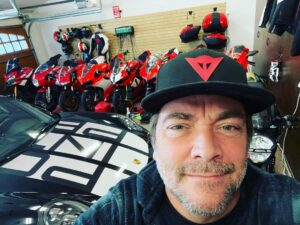Mark Sheppard Instagram - Merry Christmas one and all! @daineseofficial @ducati @ducatiusa @ducatinb @ducatiuk @agvhelmets @senabluetooth