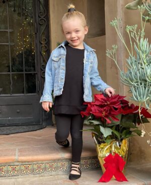 Mark Sheppard Instagram - Daddy duty today! #babysheppard rockin’ the black on black. (With a jacket)