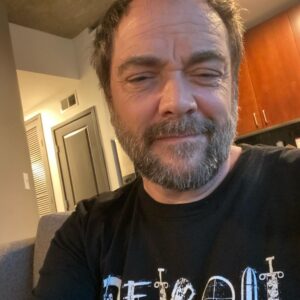 Mark Sheppard Instagram - Just need to say hi! #spnfamily