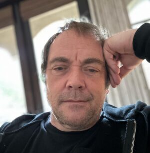 Mark Sheppard Instagram - 33 years sober (yesterday). Can’t begin to tell you the gratitude I have for the support of my family and friends. Hell of a path to trudge. #spnfamily