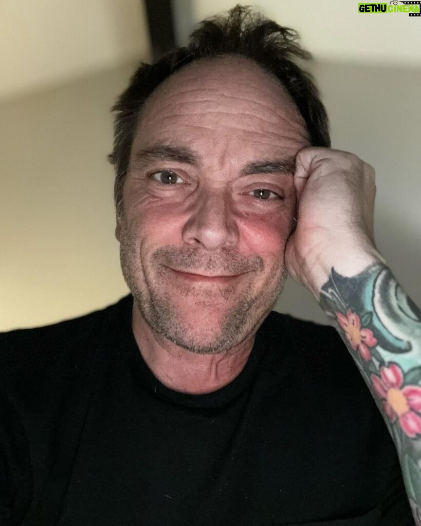 Mark Sheppard Instagram - I cannot tell you how much your messages of love and support mean to me and my family. It’s an incredible gift to find out that one is loved and people care. I don’t take it lightly. I am a very lucky boy on so many levels. Love to you all this Christmas (or however you celebrate this holiday season) #spnfamily