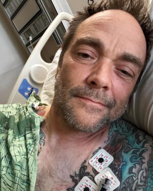 Mark Sheppard Instagram - You’re not going to believe this!  Was on my way to an appointment yesterday when I collapsed in my kitchen. Six massive heart attacks later, and being brought back from dead 4 times I apparently had a 100% blockage in my LAD. The Widowmaker. If not for my wife, the @losangelesfiredepartment at mullholland and the incredible staff @providencecalifornia St Joseph’s -  I wouldn’t be  writing this. My chances of survival were virtually nil. I feel great. Humbled once  more. Home tomorrow! #spnfamily