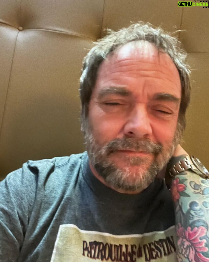 Mark Sheppard Instagram - And just like that…. Home again! Thank you @jaime_milner and all @walescomiccon for a gorgeous weekend! (Barely keep my eyes open) #spnfamily