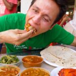 Mark Wiens Instagram - Fresh chapatis and mutton keema!! #Singapore Azmi Chapati 🫓 AZMI RESTAURANT