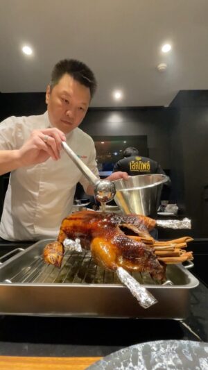 Mark Wiens Instagram - Roast goose at @chef_gigg_kamol new Chinese Chef’s Table @hong_haos 

Amazing meal with @itan @pongtap_lunlaman @pimpim9999 #Bangkok #ChineseFood