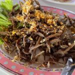Mark Wiens Instagram - Thai jungle curry has long been one of my favorite dishes, and this jungle curry with frog (แกงป่ากบ) was one of the best I’ve had in a while. Maximum flavor, heat, herb, and an entire 🐸 , packed into a single bowl 🌶 🔥 #Kanchanaburi #ThaiFood #ไม่เผ็ดไม่กิน ร้านเจ้ปุ้มอาหารป่า ลาดหญ้า
