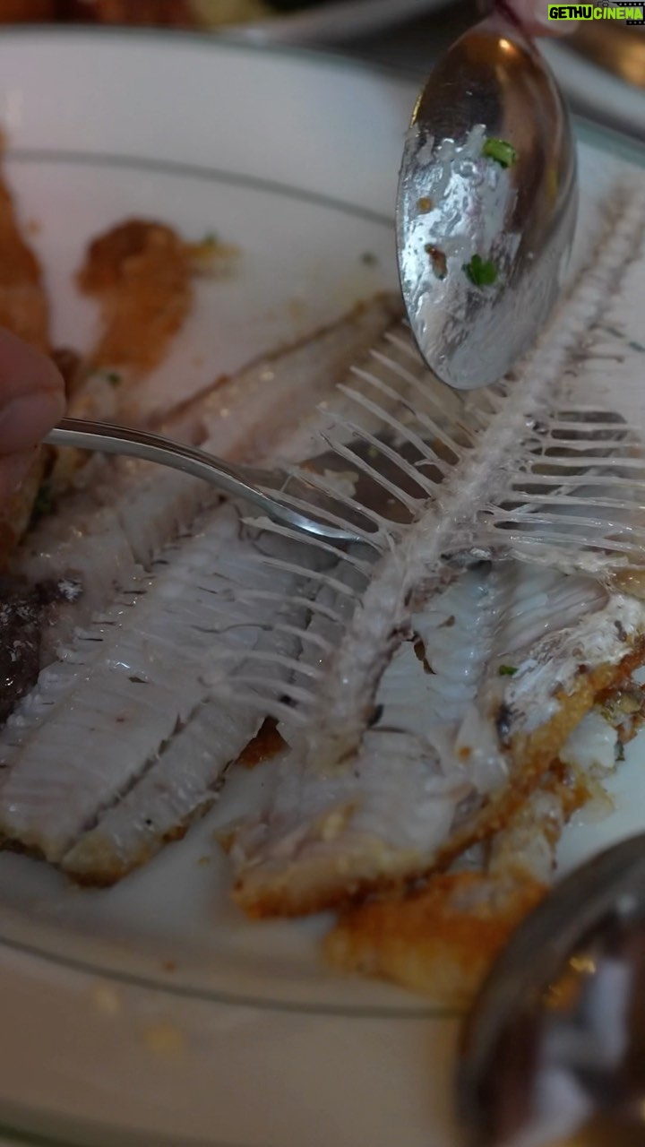 Mark Wiens Instagram - Eating SAND DABS - a type of flatfish - at the Oldest Restaurant in California! @tadichgrill Thanks to Jose for showing us how to eat them. @visitcalifornia @onlyinsf #VisitCalifornia #OnlyInSF Tadich grill San Francisco