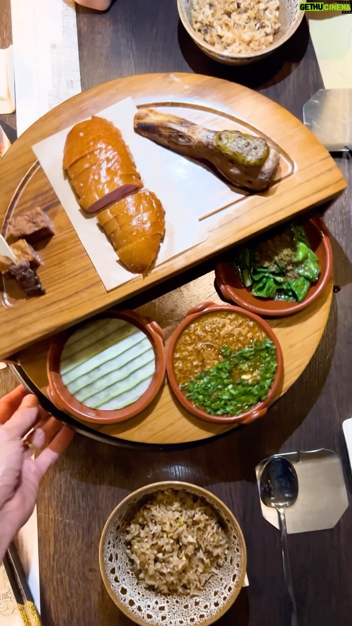 Mark Wiens Instagram - Aged roast duck, amazing dish @restaurant.potong 1 Michelin ⭐️ Thai Chinese food in Bangkok. And happy birthday to to Arijit @wearecreatorslab @jontravelist #Bangkok #michelinguide #worlds50best @chef.pam Restaurant.Potong