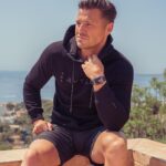 Mark Wright Instagram - Sundays are hoodie days!! 🖤 @aytee7